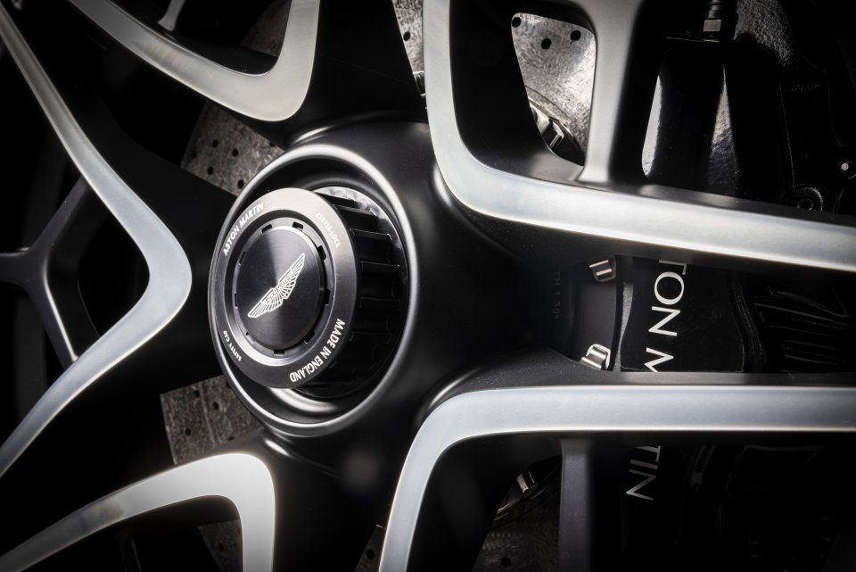 Aston Martin V12 Vantage V600 